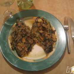 Рецепт Рыбы в сливочном масле с вином и чесноком