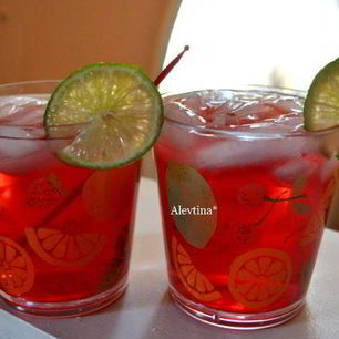 Рецепт Клюквенно-малинового коктейль