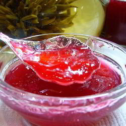 Рецепт Желе из красной смородины с водкой
