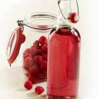 Рецепт Классического малинового ликера