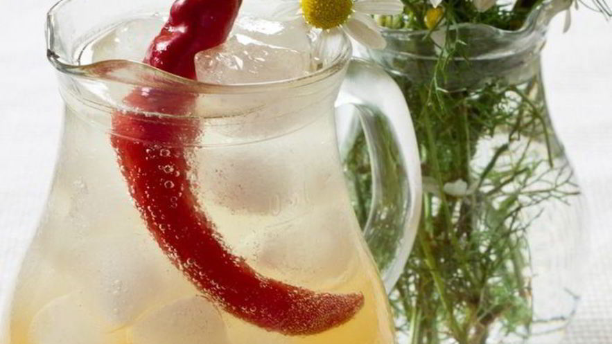 Рецепт ромашкового лимонада с чили