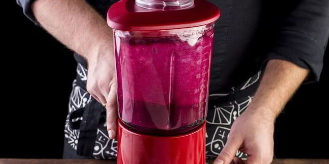 Рецепт молочного коктейля с черничным нектаром