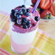 Рецепт Молочного коктейля с черникой
