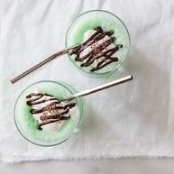 Рецепт Молочного коктейля с мятным сиропом