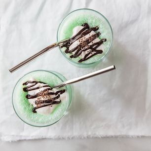 Рецепт Молочного коктейля с мятным сиропом