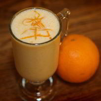 Рецепт Молочного коктейля с персиками и апельсинами