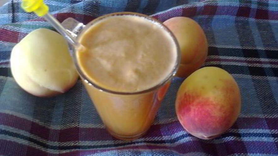 Рецепт персиково-изюмного морс