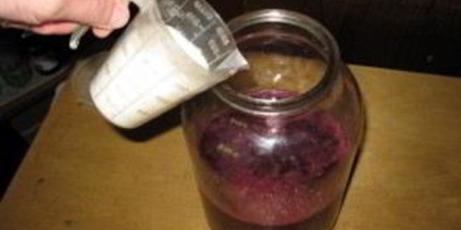 Рецепт наливки из крыжовника и черной смородины