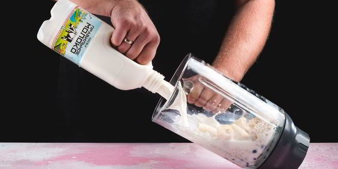 Рецепт смузей с голубикой и бананом