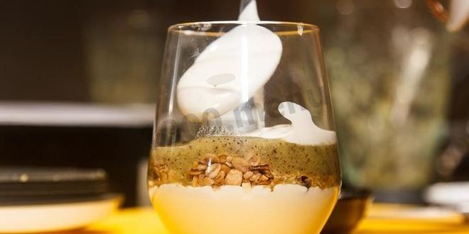 Рецепт творожного мусса с фруктовым смузи