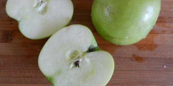 Рецепт сока из свеклы, яблок, моркови и лимона