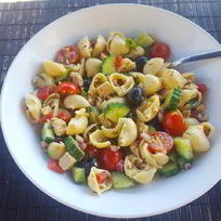 Греческий макаронный салат