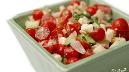 Рецепт Греческого салата из помидоров черри