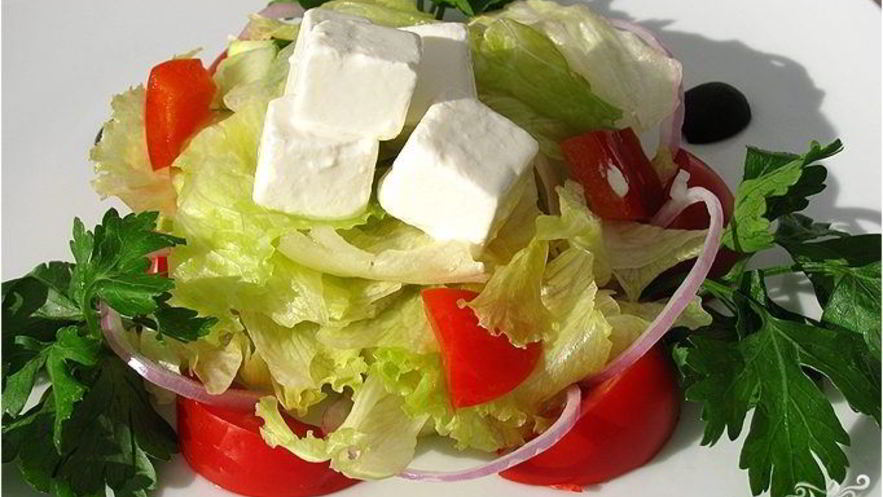Рецепт греческого салата с адыгейским сыром