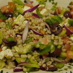 Рецепт Греческого салата с перловкой