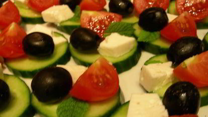 Рецепт Канапе Греческий салат