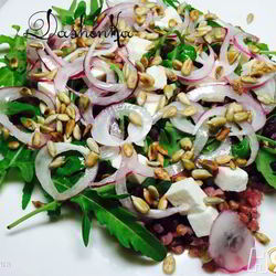 Рецепт Салата из гречки со свеклой и брынзой