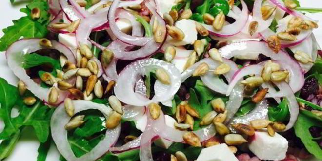 Рецепт салата из гречки со свеклой и брынзой