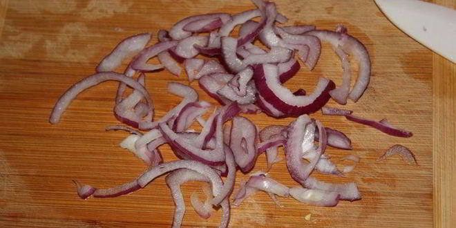 Рецепт салата с гречкой и копченой форелью