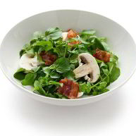 Рецепт Грибного салата с прошутто и трюфельным маслом