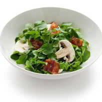 Рецепт Грибного салата с прошутто и трюфельным маслом