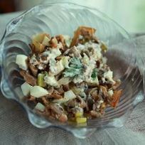 Рецепт Грибного салата с яйцом и маринованными огурцами