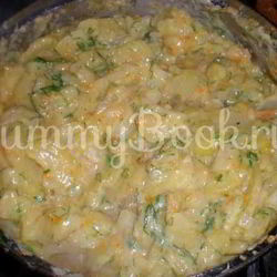 Рецепт Картофеля в майонезе с ананасами и салатик Свекла с сыром