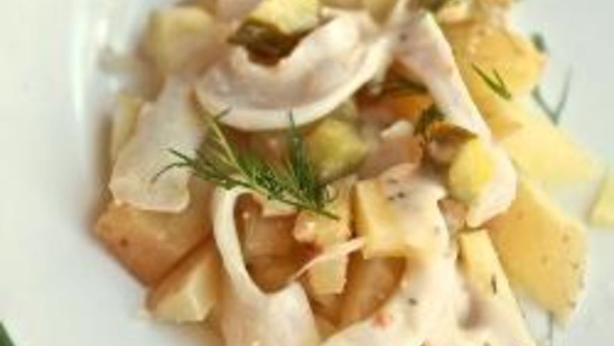 Рецепт картофельного салата с кальмарами