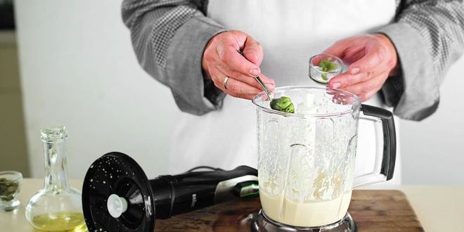 Рецепт картофельного салата с обожженным сашими из лосося