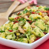 Рецепт Салата из картошки с луком — пореема и паприкой