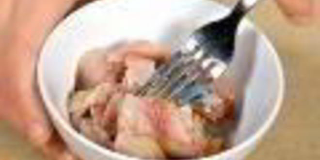 Рецепт салата из молодого картофеля со скумбрией