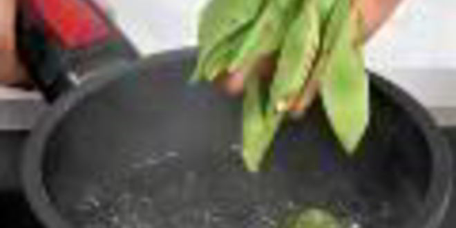 Рецепт салата из молодого картофеля со скумбрией