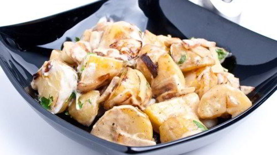 Рецепт теплого картофельного салата на гриле