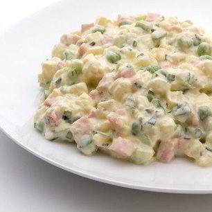 Рецепт Оливье с беконом