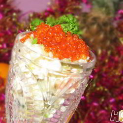 Рецепт Оливье с форелью и красной икрой