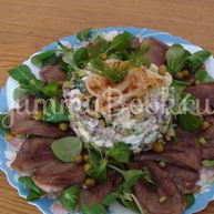 Рецепт Оливье с каперсами и языком