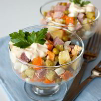 Рецепт Оливье с копченым языком