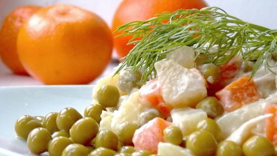 Рецепт оливье с курицей