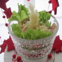 Рецепт Оливье с окороком и грушей