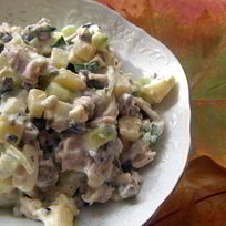 Салат Оливье с грибами