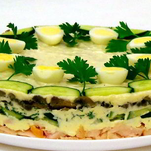 Рецепт Праздничного салата Курочка Ряба