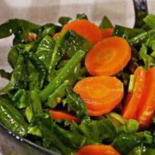 Рецепт Салата из моркови и шпината