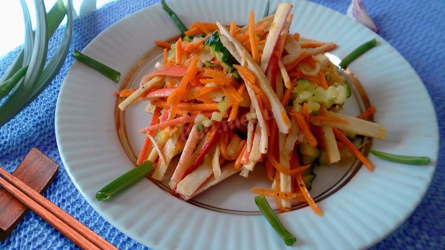 Рецепт салата крабового с корейской морковью
