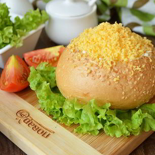 Рецепт Булочек, фаршированных салатом Мимоза