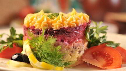 Рецепт Сельди под шубой с яблоком и лимонным соком