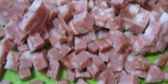 Рецепт салата с капустой и копченой колбасой