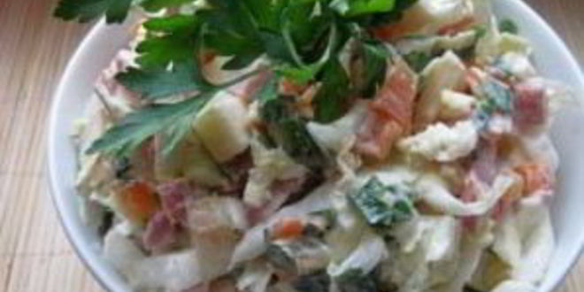 Рецепт салата с капустой и копченой колбасой