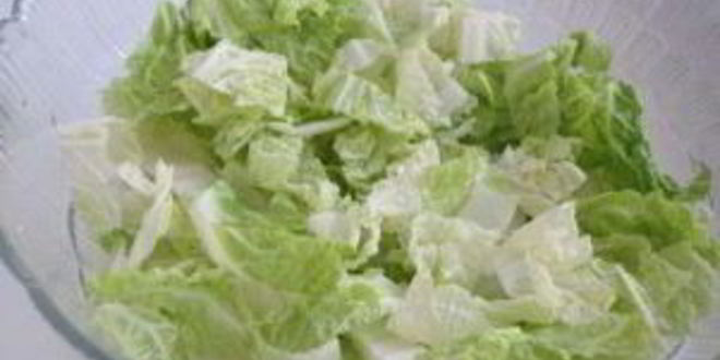 Рецепт салата с капустой и креветками