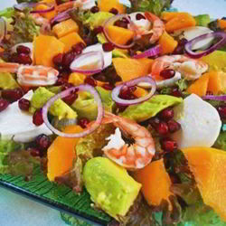 Рецепт Салата с креветками и гранатом