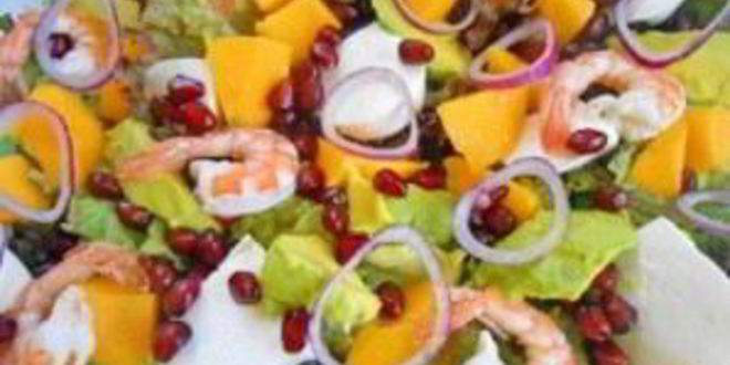 Рецепт салата с креветками и гранатом